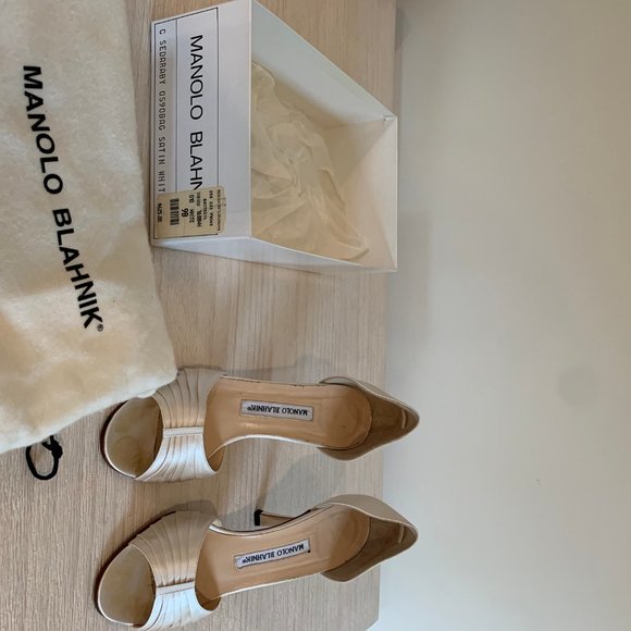 Manolo Blahnik Heels (EU 39) - Picture 2 of 3